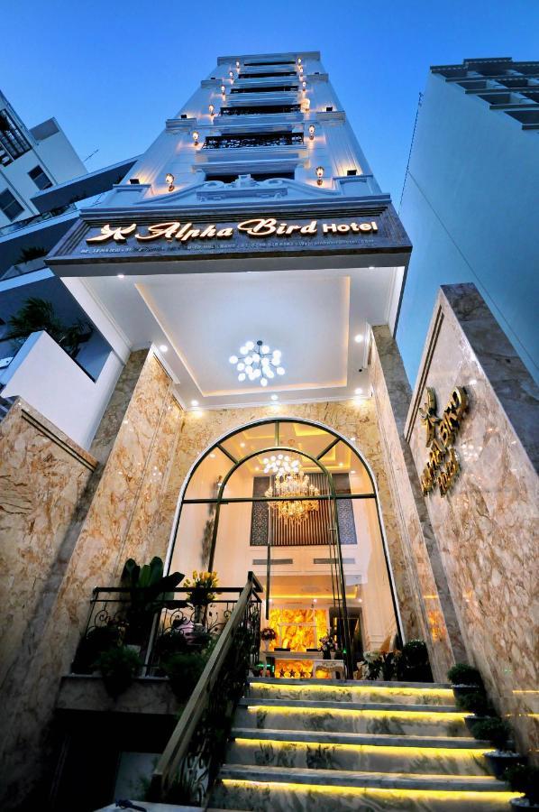 Khách sạn Alpha Bird - Managed By Rhm Group 4*